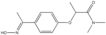 2-{4-[1-(hydroxyimino)ethyl]phenoxy}-N,N-dimethylpropanamide Struktur