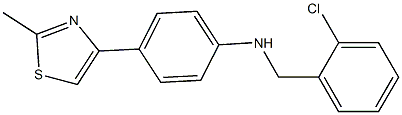 N-[(2-chlorophenyl)methyl]-4-(2-methyl-1,3-thiazol-4-yl)aniline Struktur