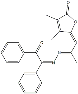 5-[2-[2-(1,2-Diphenyl-2-oxoethylidene)hydrazono]propylidene]-3,4-dimethylfuran-2(5H)-one Struktur