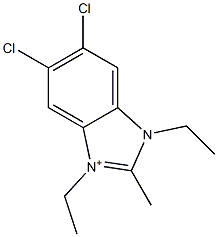 5,6-Dichloro-1,3-diethyl-2-methyl-3H-benzimidazol-1-ium Struktur