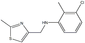 3-chloro-2-methyl-N-[(2-methyl-1,3-thiazol-4-yl)methyl]aniline Struktur