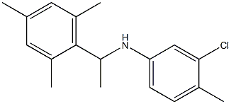 3-chloro-4-methyl-N-[1-(2,4,6-trimethylphenyl)ethyl]aniline Struktur