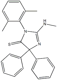 1-(2,6-Dimethylphenyl)-2-methylamino-4,4-diphenyl-2-imidazoline-5-thione Struktur