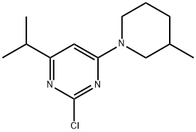 2-Chloro-4-(3-methylpiperidin-1-yl)-6-(iso-propyl)pyrimidine Struktur