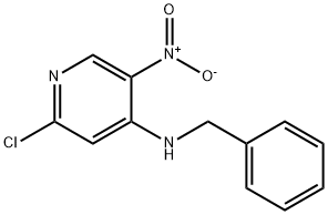 Benzyl-(2-chloro-5-nitro-pyridin-4-yl)-amine Struktur