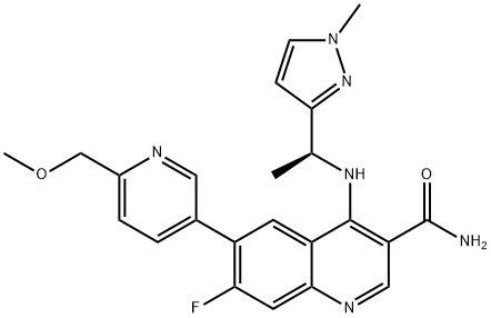 (S)-7-fluoro-6-(6-(methoxymethyl)pyridin-3-yl)-4-((1-(1-methyl-1H-pyrazol-3-yl)ethyl)amino)quinoline-3-carboxamide Struktur