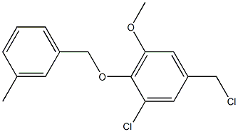 1-chloro-5-(chloromethyl)-3-methoxy-2-[(3-methylphenyl)methoxy]benzene Struktur