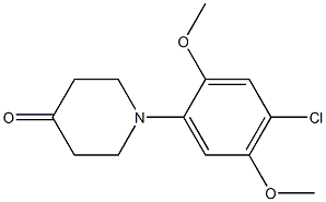 1-(4-chloro-2,5-dimethoxyphenyl)piperidin-4-one Struktur