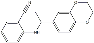 2-{[1-(2,3-dihydro-1,4-benzodioxin-6-yl)ethyl]amino}benzonitrile Struktur