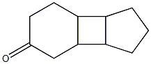 (3aS,3bR,7aS,7bS)-Octahydro-1H-cyclopenta[3,4]cyclobuta[1,2]benzen-4(5H)-one Struktur