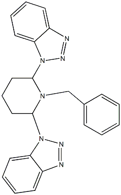 1-Benzyl-2,6-bis(1H-benzotriazol-1-yl)piperidine Struktur