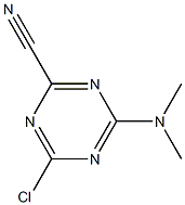 4-Dimethylamino-6-chloro-1,3,5-triazine-2-carbonitrile Struktur