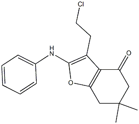 3-(2-Chloroethyl)-6,7-dihydro-6,6-dimethyl-2-anilinobenzofuran-4(5H)-one Struktur