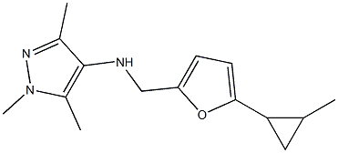 1,3,5-trimethyl-N-{[5-(2-methylcyclopropyl)furan-2-yl]methyl}-1H-pyrazol-4-amine Struktur