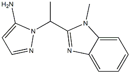 1-[1-(1-methyl-1H-benzimidazol-2-yl)ethyl]-1H-pyrazol-5-amine Struktur