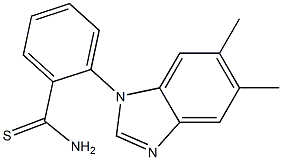 2-(5,6-dimethyl-1H-1,3-benzodiazol-1-yl)benzene-1-carbothioamide Struktur