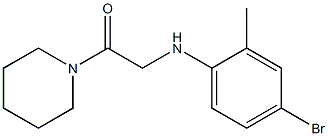 2-[(4-bromo-2-methylphenyl)amino]-1-(piperidin-1-yl)ethan-1-one Struktur