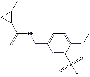 2-methoxy-5-{[(2-methylcyclopropyl)formamido]methyl}benzene-1-sulfonyl chloride Struktur