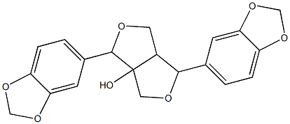 1,4-di(1,3-benzodioxol-5-yl)dihydro-1H,3H-furo[3,4-c]furan-3a(4H)-ol Struktur