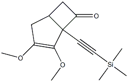 1-[(Trimethylsilyl)ethynyl]-2,3-dimethoxybicyclo[3.2.0]hept-2-en-7-one Struktur