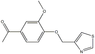 1-[3-methoxy-4-(1,3-thiazol-4-ylmethoxy)phenyl]ethan-1-one Struktur