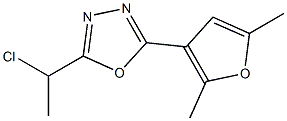 2-(1-chloroethyl)-5-(2,5-dimethyl-3-furyl)-1,3,4-oxadiazole Struktur