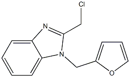 2-(chloromethyl)-1-(furan-2-ylmethyl)-1H-1,3-benzodiazole Struktur