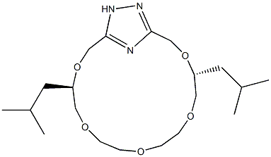 (4R,14R)-4,14-Bis(2-methylpropyl)-3,6,9,12,15-pentaoxa-18,19,20-triazabicyclo[15.2.1]icosa-1(20),17-diene Struktur