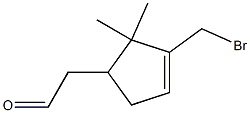 [3-(Bromomethyl)-2,2-dimethyl-3-cyclopenten-1-yl]acetaldehyde Struktur