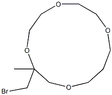 3-Methyl-3-[bromomethyl]-1,4,7,10-tetraoxacyclotridecane Struktur