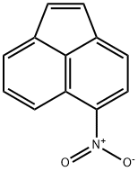 Acenaphthylene, 5-nitro- Struktur