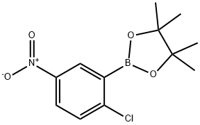 1,3,2-Dioxaborolane, 2-(2-chloro-5-nitrophenyl)-4,4,5,5-tetramethyl- Struktur