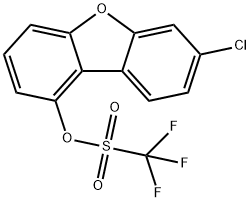 Methanesulfonic acid, 1,1,1-trifluoro-, 7-chloro-1-dibenzofuranyl ester Struktur