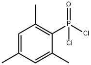 2-dichlorophosphoryl-1,3,5-trimethylbenzene Struktur