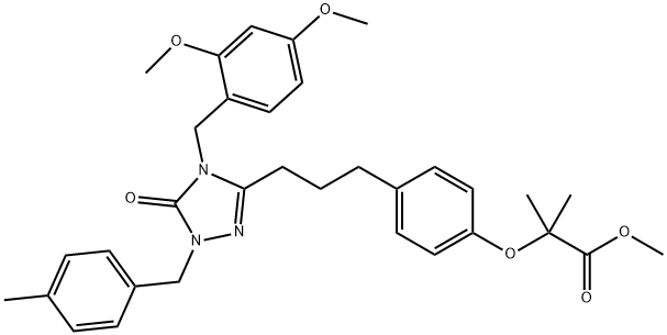 Propanoic acid, 2-[4-[3-[4-[(2,4-dimethoxyphenyl)methyl]-4,5-dihydro-1-[(4-methylphenyl)methyl]-5-oxo-1H-1,2,4-triazol-3-yl]propyl]phenoxy]-2-methyl-, methyl ester Struktur