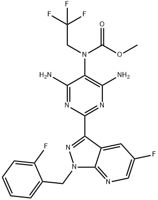 Carbamic acid, N-[4,6-diamino-2-[5-fluoro-1-[(2-fluorophenyl)methyl]-1H-pyrazolo[3,4-b]pyridin-3-yl]-5-pyrimidinyl]-N-(2,2,2-trifluoroethyl)-, methyl ester Struktur