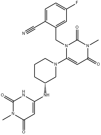 Benzonitrile, 2-[[3,4-dihydro-3-methyl-2,4-dioxo-6-[(3R)-3-[(1,2,3,6-tetrahydro-1-methyl-2,6-dioxo-4-pyrimidinyl)amino]-1-piperidinyl]-1(2H)-pyrimidinyl]methyl]-4-fluoro- Struktur