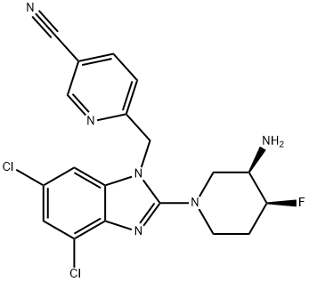 3-Pyridinecarbonitrile, 6-[[2-[(3R,4S)-3-amino-4-fluoro-1-piperidinyl]-4,6-dichloro-1H-benzimidazol-1-yl]methyl]- Struktur