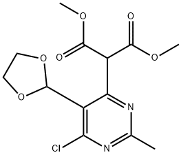 Propanedioic acid, 2-[6-chloro-5-(1,3-dioxolan-2-yl)-2-methyl-4-pyrimidinyl]-, 1,3-dimethyl ester Struktur