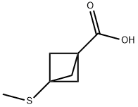 Bicyclo[1.1.1]pentane-1-carboxylic acid, 3-(methylthio)- Struktur