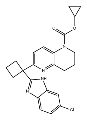 1,5-Naphthyridine-1(2H)-carboxylic acid, 6-[1-(6-chloro-1H-benzimidazol-2-yl)cyclobutyl]-3,4-dihydro-, cyclopropyl ester Struktur