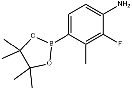 Benzenamine, 2-fluoro-3-methyl-4-(4,4,5,5-tetramethyl-1,3,2-dioxaborolan-2-yl)- Struktur