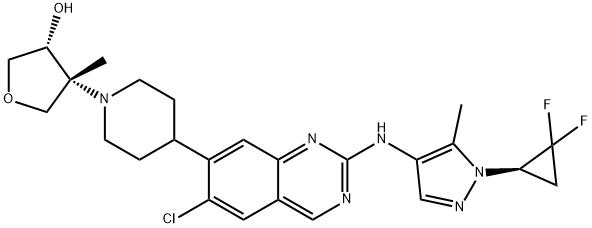 3-Furanol, 4-[4-[6-chloro-2-[[1-[(1R)-2,2-difluorocyclopropyl]-5-methyl-1H-pyrazol-4-yl]amino]-7-quinazolinyl]-1-piperidinyl]tetrahydro-4-methyl-, (3R,4R)- Struktur