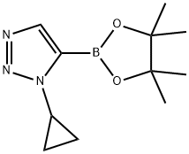 1-Cyclopropyl-5-(4,4,5,5-tetramethyl-1,3,2-dioxaborolan-2-yl)-1H-1,2,3-triazole Struktur