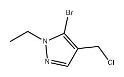 1H-Pyrazole, 5-bromo-4-(chloromethyl)-1-ethyl- Struktur