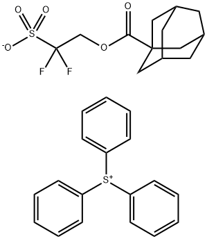 Sulfonium, triphenyl-, salt with 2,2-difluoro-2-sulfoethyl tricyclo[3.3.1.13,7]decane-1-carboxylate (1:1) Struktur