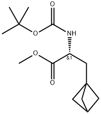 methyl (2R)-3-(1-bicyclo[1.1.1]pentanyl)-2-(tert-butoxycarbonylamino)propanoate Struktur