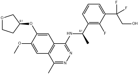 Benzeneethanol, β,β,2-trifluoro-3-[(1R)-1-[[6-methoxy-4-methyl-7-[[(3S)-tetrahydro-3-furanyl]oxy]-1-phthalazinyl]amino]ethyl]- Struktur