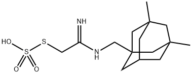 Thiosulfuric acid hydrogen S-[2-[[(3,5-dimethyltricyclo[3.3.1.13,7]decan-1-yl)methyl]amino]-2-iminoethyl] ester Struktur