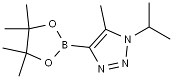 1-isopropyl-5-methyl-4-(4,4,5,5-tetramethyl-1,3,2-dioxaborolan-2-yl)-1H-1,2,3-triazole Struktur